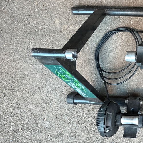 Rullo per bici con filo del cambio 